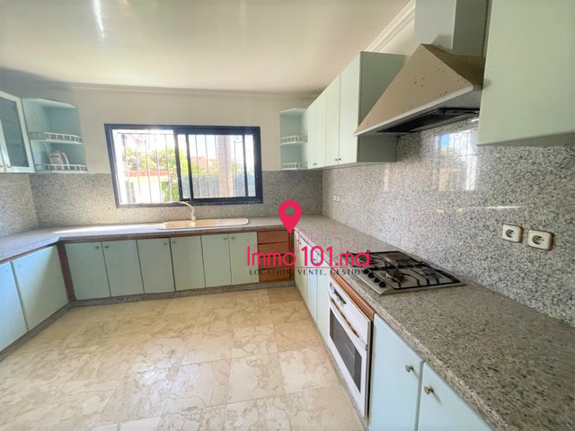 Villa à vendre à Harhoura ZLV886