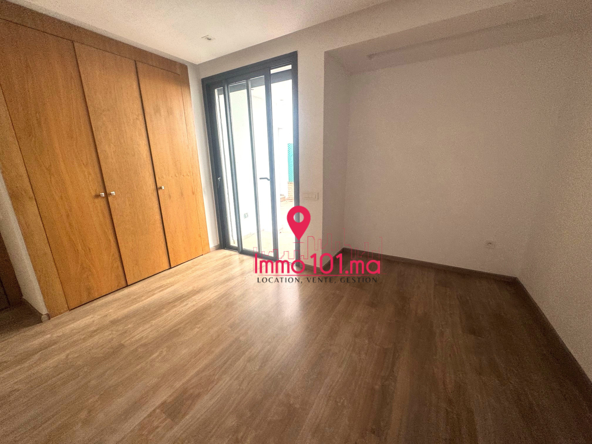 Appartements à vendre à Hay Riad ZLV2278