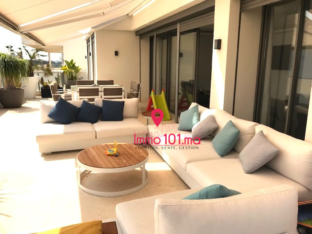 Penthouse à vendre à l’Orangeraie du Souissi ZLV1704