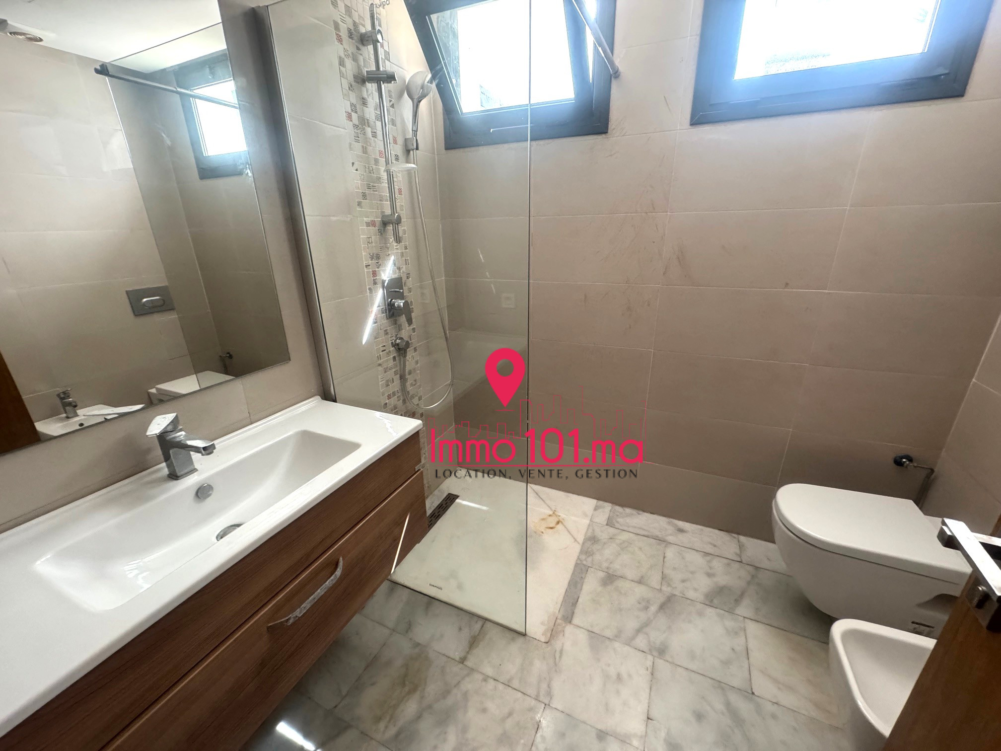 Appartements à vendre à Hay Riad ZLV2278