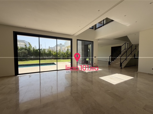 Villa à louer à El Menzeh ZLLVV2513