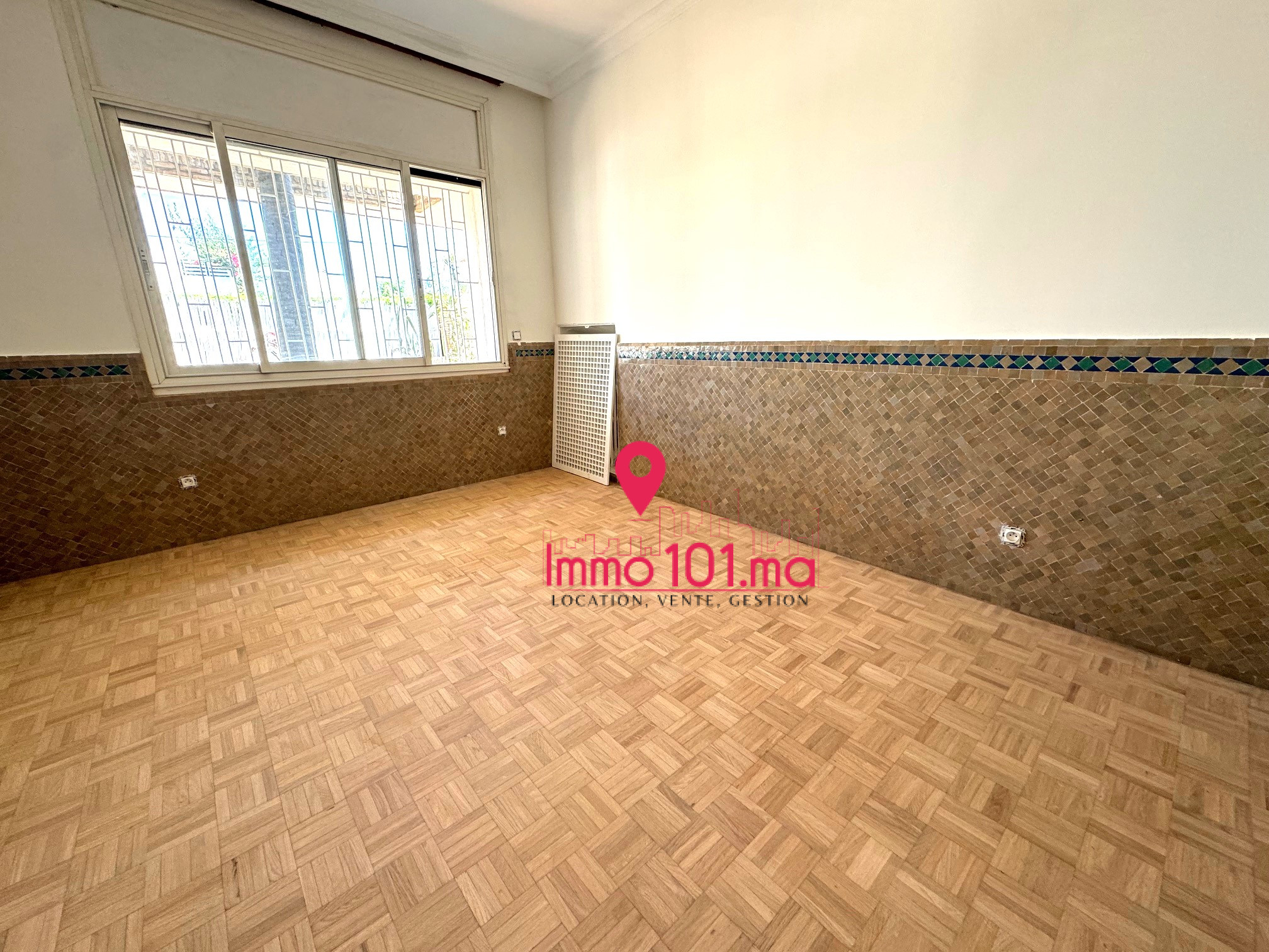 Location villa à Souissi – La Pinède ZLLVV2537