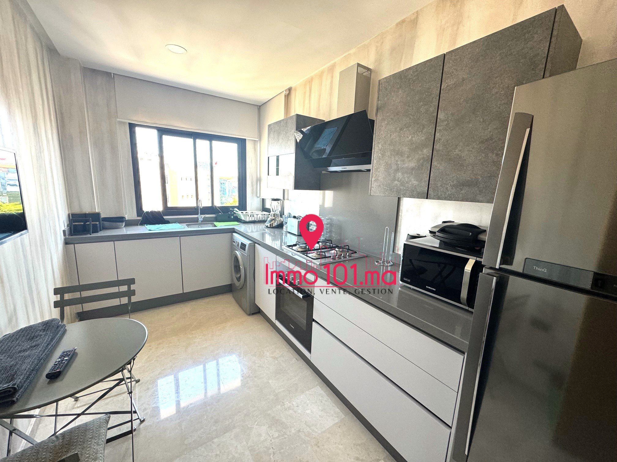 Location appartement meublé à Hay Riad ZLLAM2452