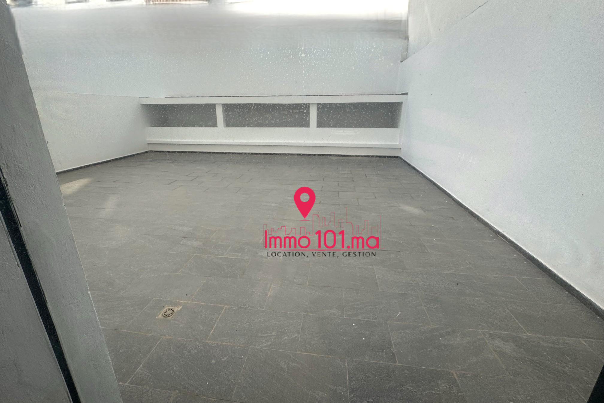 Appartement à vendre à Hay Riad ZLV2280
