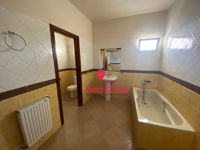 Villa à vendre à Souissi ZLV1392